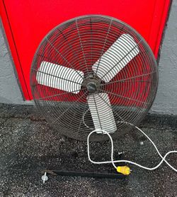 Fasco 30-inch industrial commercial shop fan with arm/mount