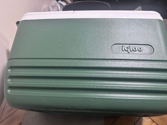 Igloo cooler