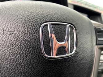 2010 Honda Accord Thumbnail