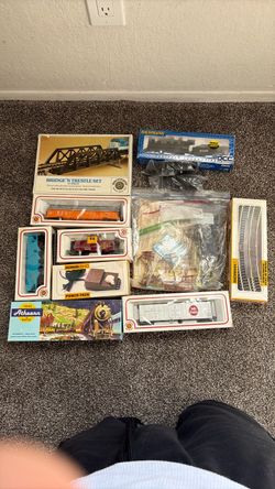 HO Scale Model Train Lot – Bachmann & Athearn