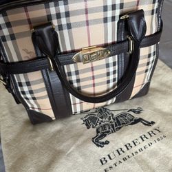 Burberry Purse & Wallet 