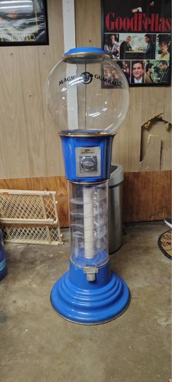 Gumball machine