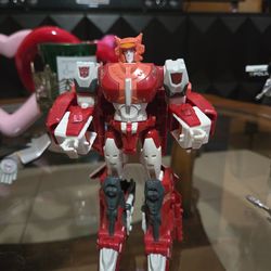Transformers Generations Power Of The Primes Elita-1 Voyager Class Figure