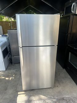 Whirlpool Stainless Steel Top Freezer Fridge 