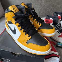 Jordan 1 Mids 