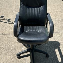 Office rolling chair 