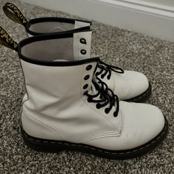 White doc marten boots size 10