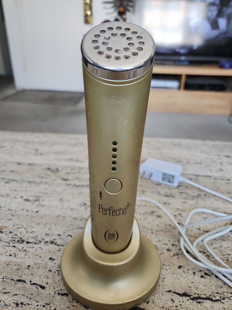 Perfectio Zero Gravity Anti aging Skincare Device.