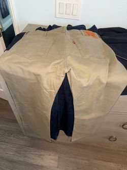 Levi’s tan 38x30 pants $5 excellent condition.