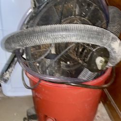 Shop Vac/with accessories 