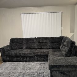 Sectional Sofa in Excellent Condition