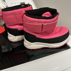 Wonder Nation Toddler Snow Boots Size 7