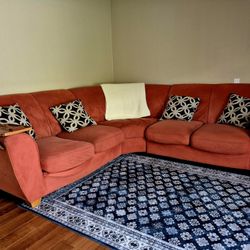 Sectional Couch - Comfy