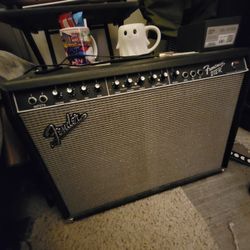 Modified Fender Frontman 212R