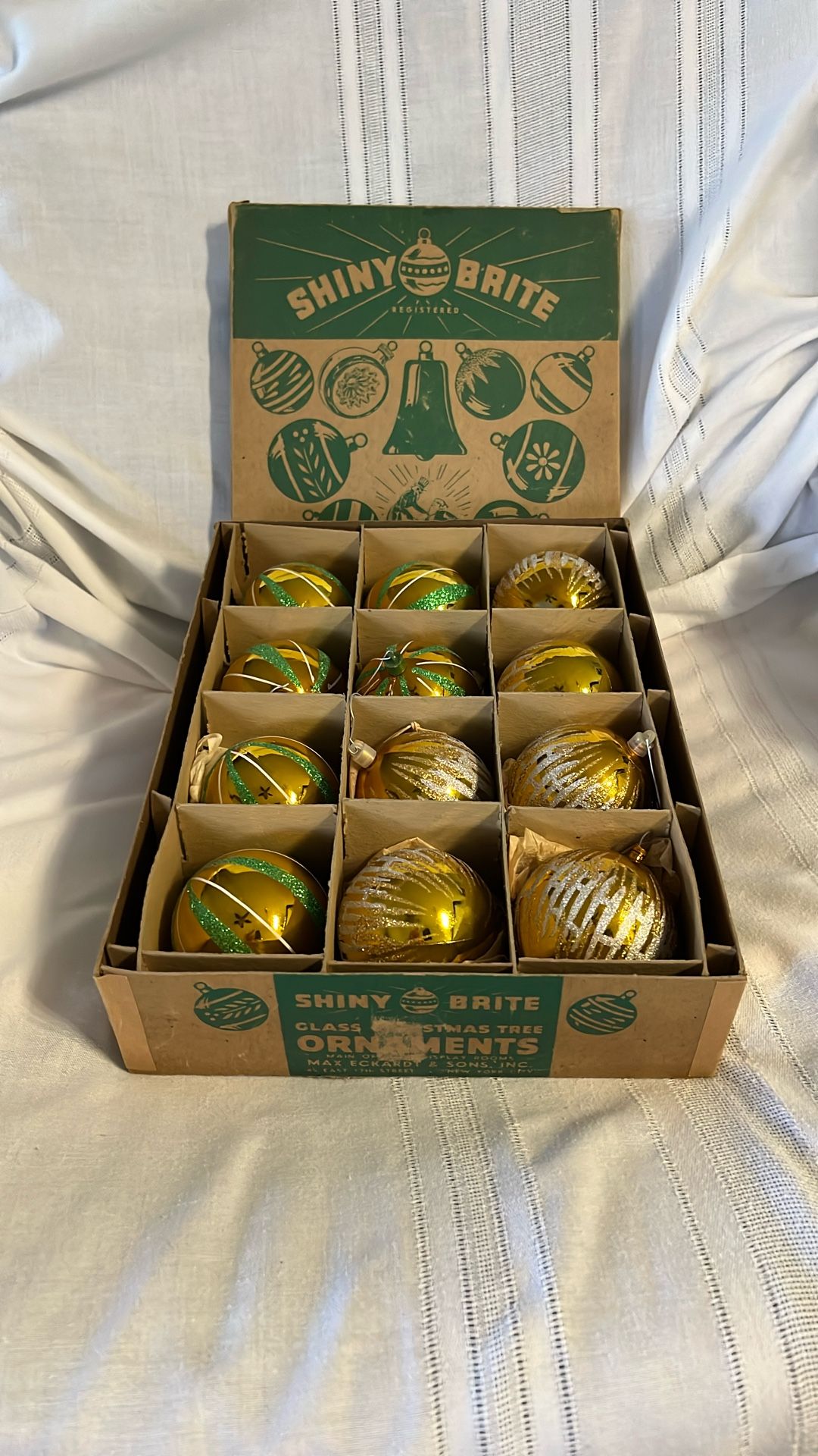 VINTAGE CHRISTMAS ORNAMENTS 