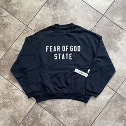 Fear of God Essentials 90’s Fleece Crewneck Jet Black (With Pockets) Medium 