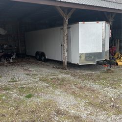 Enclosed Trailer 