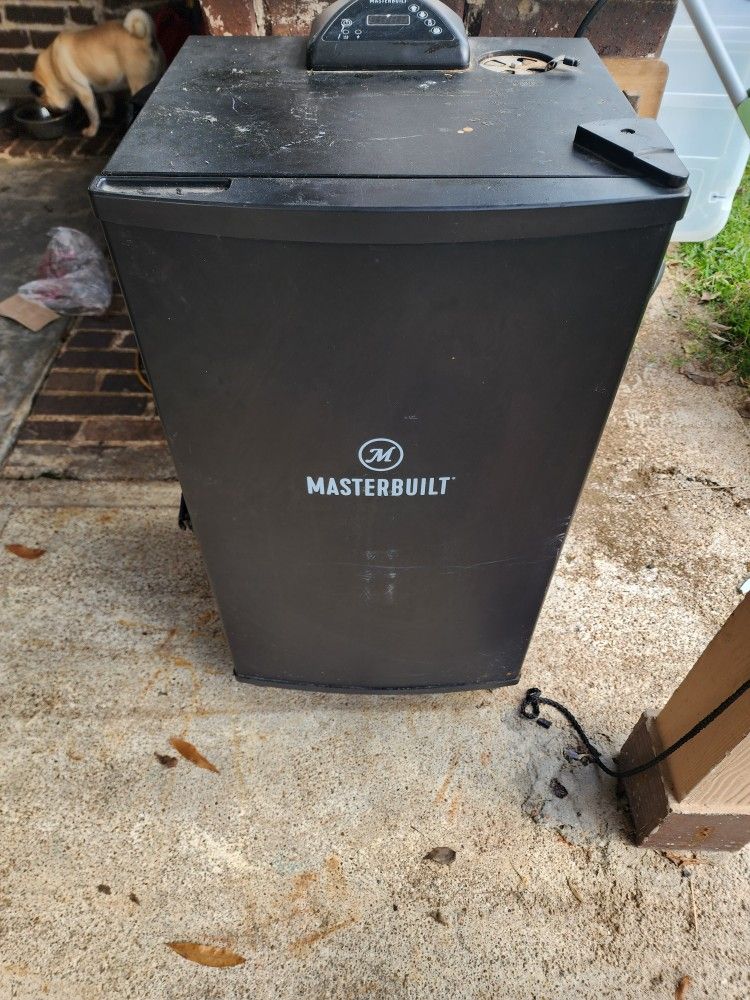 MASTERBUILT