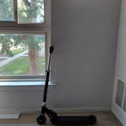 Kids Scooter $10 It's Still Available NE Philly 