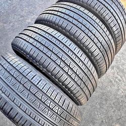 235/55/19 pirelli vendo un set de llantas usadas excelente condiciones de vida las 4 â
đ¤ŠI am selling