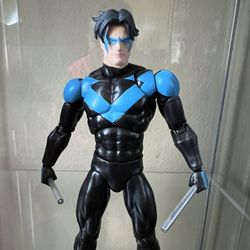 Mafex Nightwing 