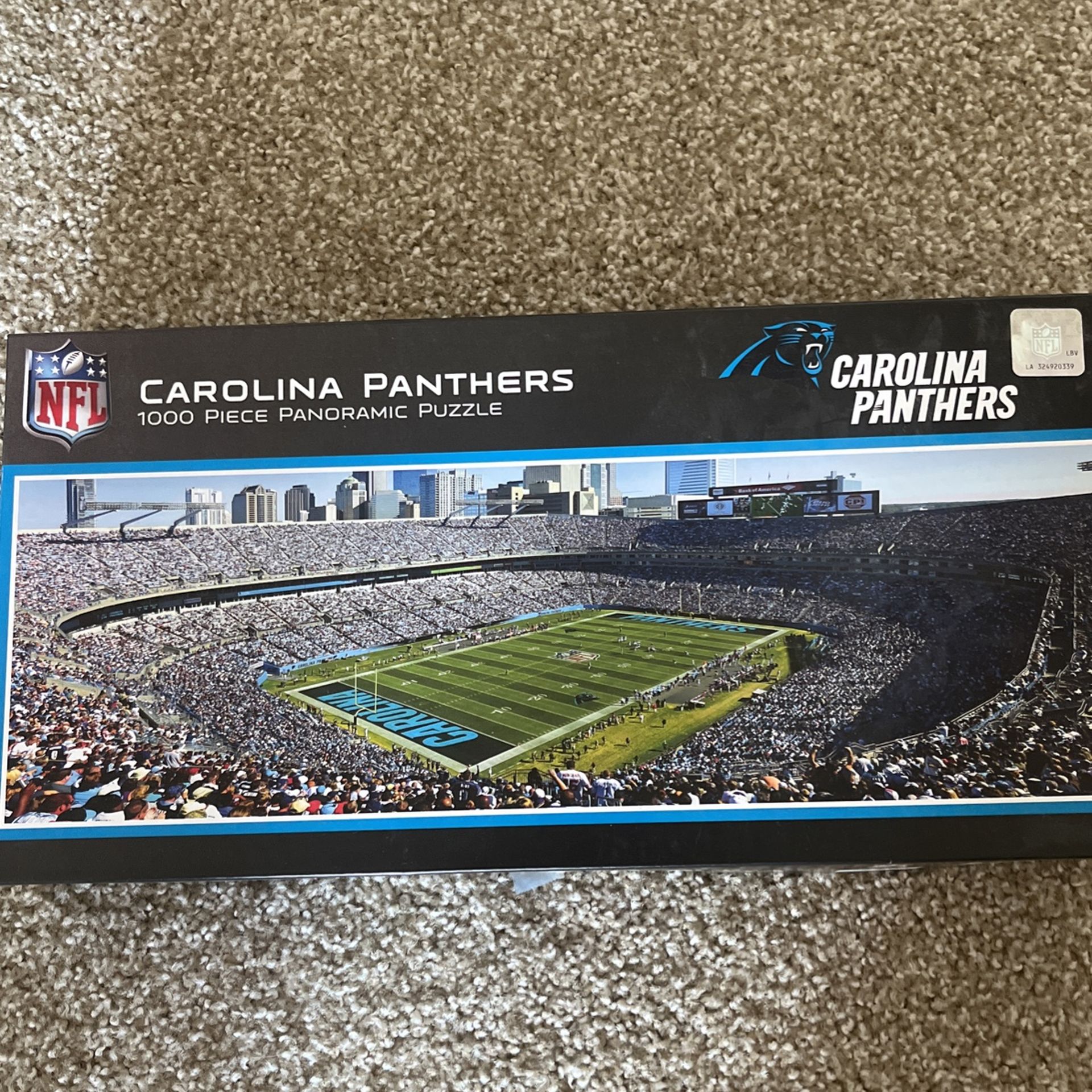 Carolina Panthers 1000 Piece Panoramic Puzzle 