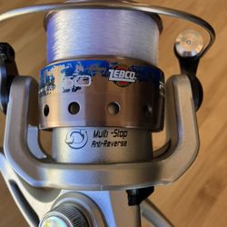 Zebco Big Cat Spincast Combo (RTS702MH-GWL8)