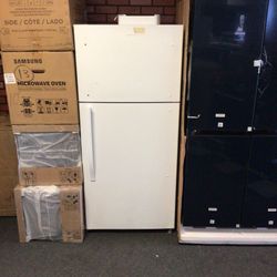 #227 New White Freezer On Top Refrigerator 66 1/2” High 29 1/2” Wide 30”Deep 