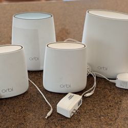 Orbi Mesh WiFi 4 Units RBS50 - RBR40 - RBS20
