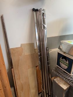 Clothing drying rack