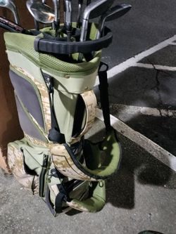 Taylormade Golf club set with surprises