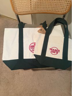 Trader Joe’s totes Green set
