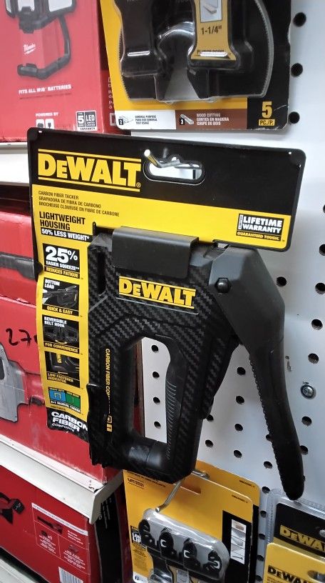 DEWALT CARBON FIBER TACKER