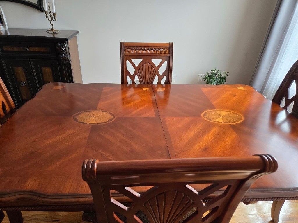 Dining Table with 4 Chairs - Oak Wood