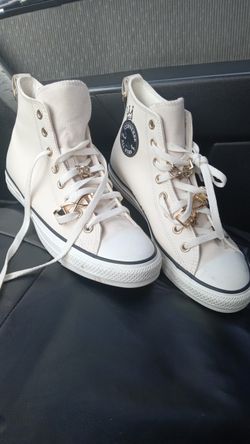 Female Converse