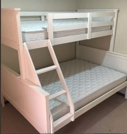 Beautiful Full/Twin Size Bunk Bed With Mattresses