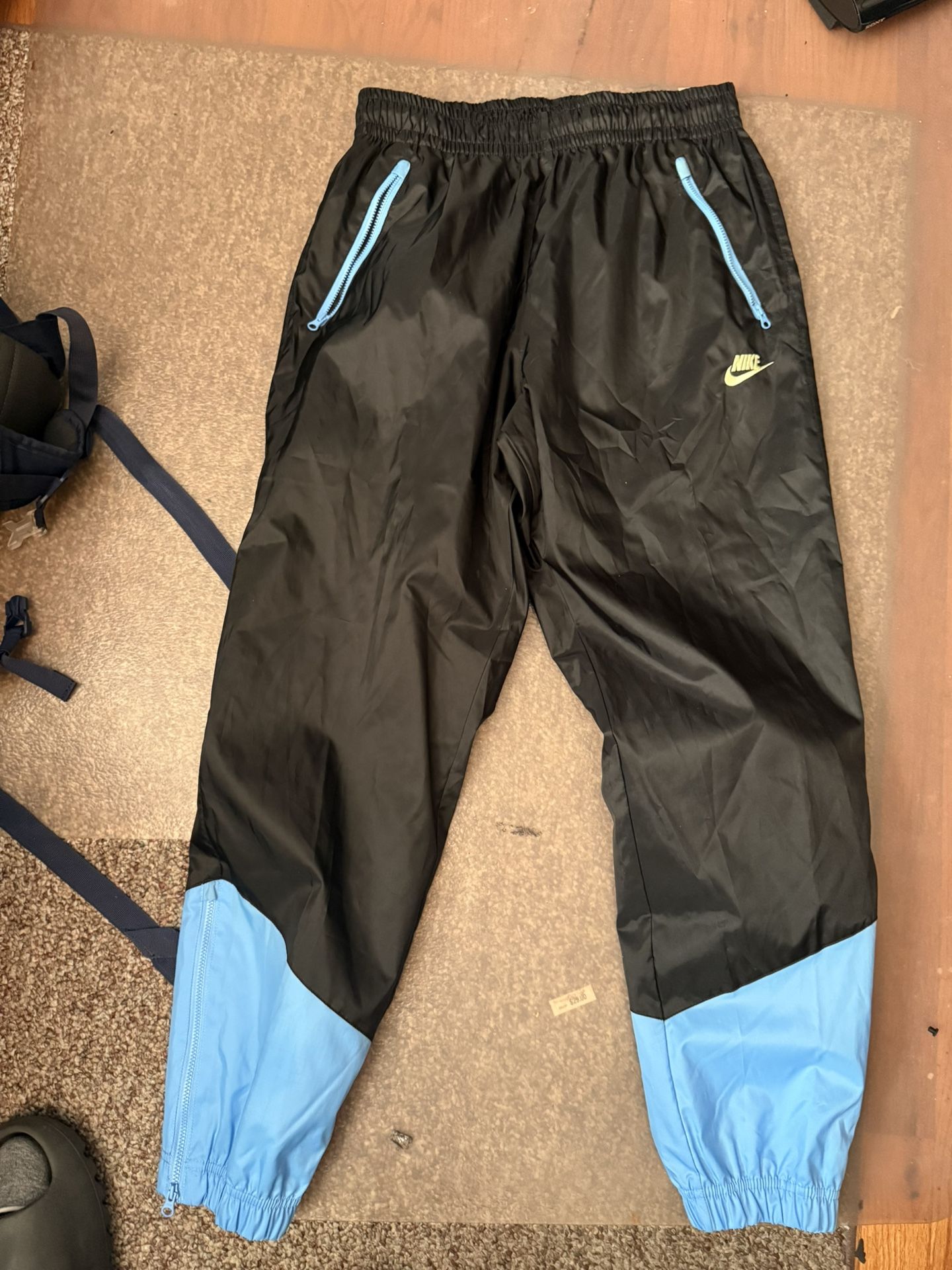 Nike Windbreaker Pants