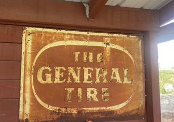 The general tire sign