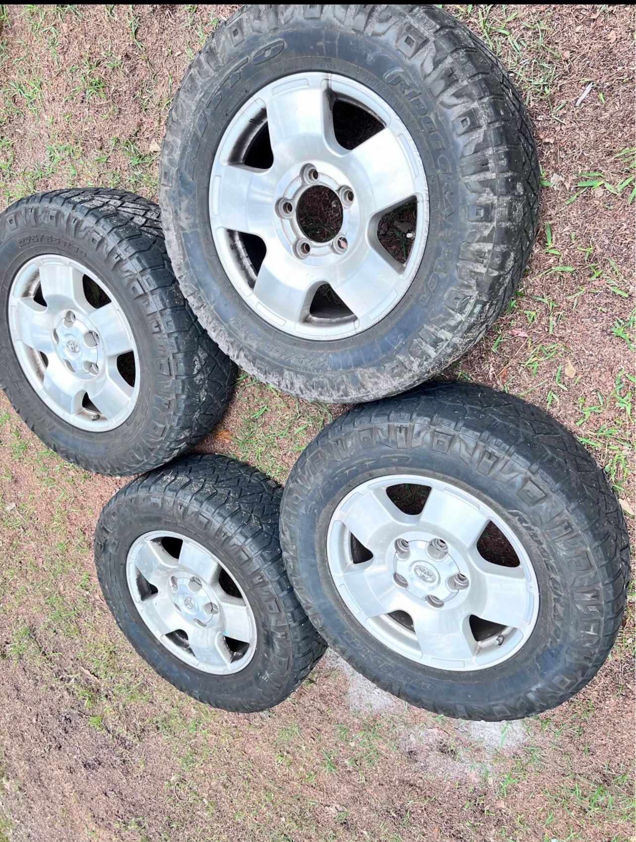 Rims and tires 275/65R18 for Toyota tundra or sequoia tundra 5 lugs 