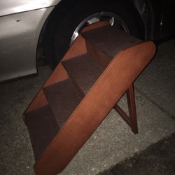 Lnew Would pet stairs very nice only $40 firm