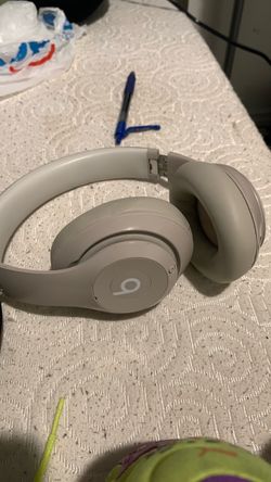 Grey beats