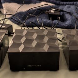 NETGEAR Nighthawk AX3000 Dual-Band Mesh Wi-Fi System (3-pack) - Black