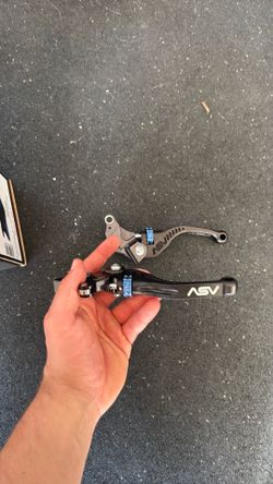 GSX-S 750 - ASV lever and TPZ seat cover
