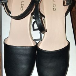 Black Leather shoes size 6.5 (New)