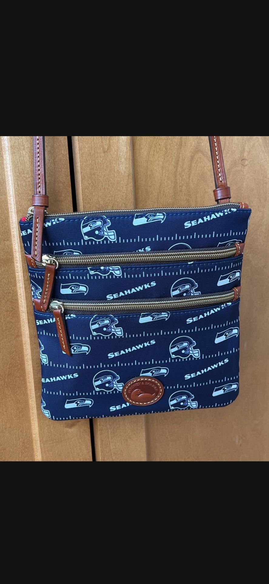  Seattle Seahawks Dooney & Bourke Crossbody Purse