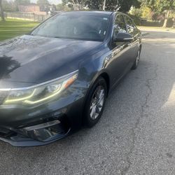 2019 KIA Optima