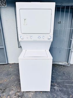 Washer and dryer Stackable Frigidaire 27 inches -