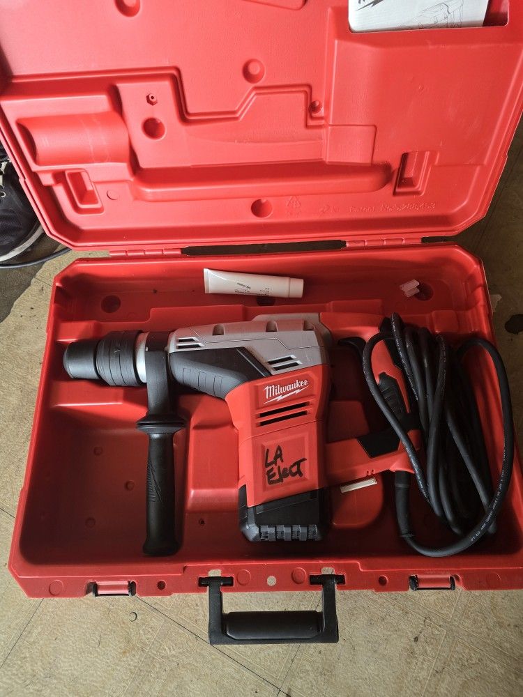Milwaukee Roto Hammer New