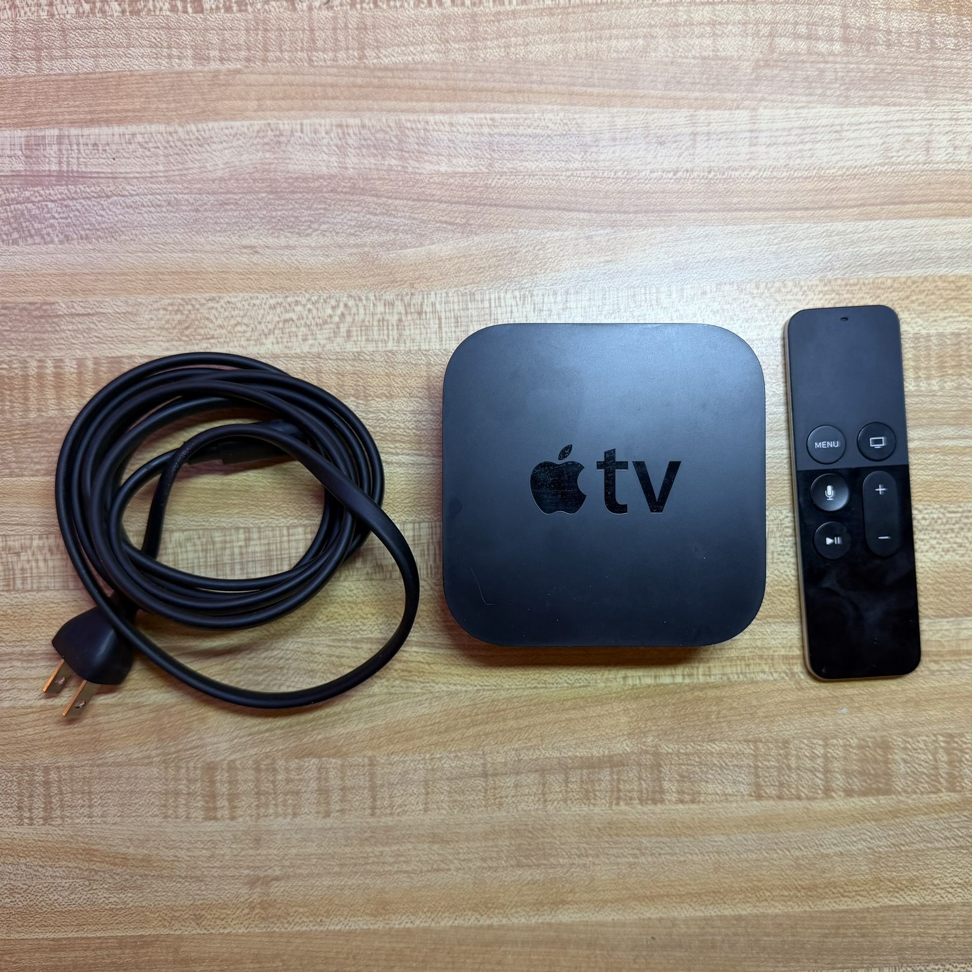 Apple TV HD 4th Gen 2015 SSD 32GB (1080p) – Remote + Power Cable