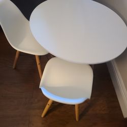 Kids Table And Chair Set.